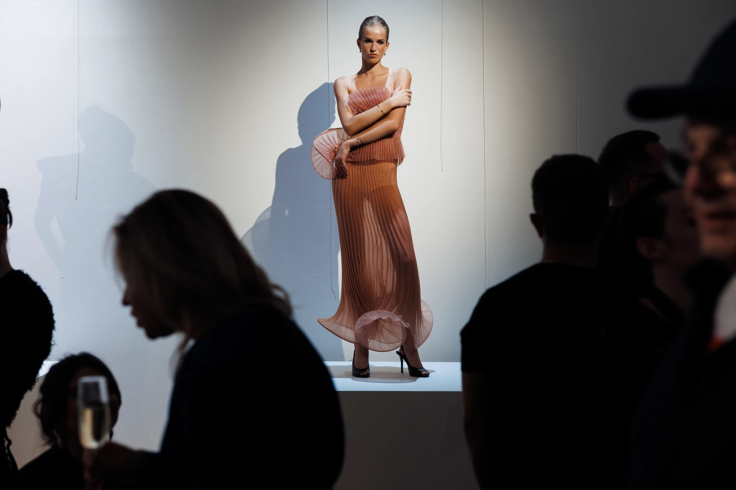 Четвертий день Ukrainian Fashion Week SS’26: мистецтво, ремесло й нові сенси моди 14 najcikavishi kolekciyi ta prezentaciyi chetvertogo dnja ukrainian fashion week ss26 951e3b6