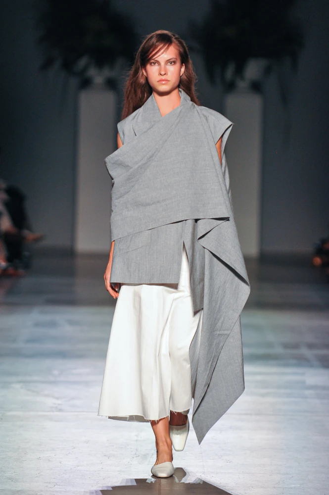 Четвертий день Ukrainian Fashion Week SS’26: мистецтво, ремесло й нові сенси моди 29 najcikavishi kolekciyi ta prezentaciyi chetvertogo dnja ukrainian fashion week ss26 ac4f59b