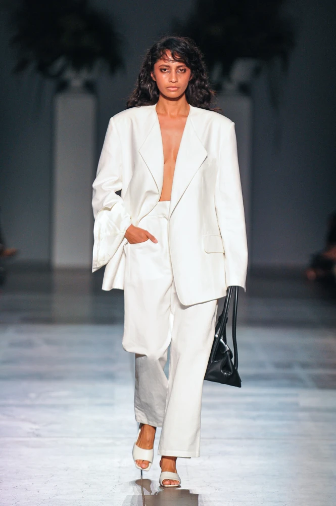 Четвертий день Ukrainian Fashion Week SS’26: мистецтво, ремесло й нові сенси моди 31 najcikavishi kolekciyi ta prezentaciyi chetvertogo dnja ukrainian fashion week ss26 db172cd