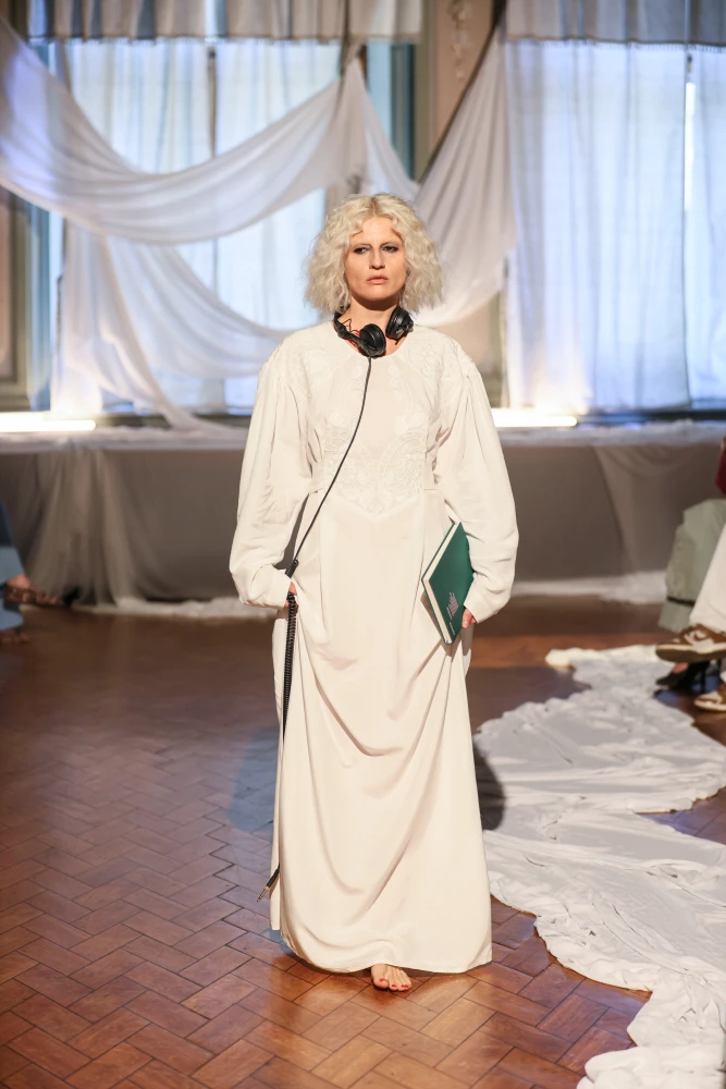 Другий день Ukrainian Fashion Week SS’26: сучасна мода та традиції 4 najcikavishi kolekciyi ta prezentaciyi drugogo dnja ukrainian fashion week ss26 4e7225e