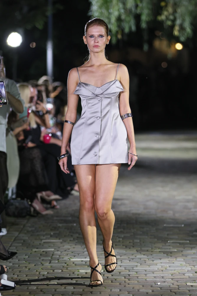 Другий день Ukrainian Fashion Week SS’26: сучасна мода та традиції 82 najcikavishi kolekciyi ta prezentaciyi drugogo dnja ukrainian fashion week ss26 5bac777