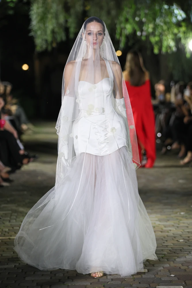 Другий день Ukrainian Fashion Week SS’26: сучасна мода та традиції 97 najcikavishi kolekciyi ta prezentaciyi drugogo dnja ukrainian fashion week ss26 63afb81