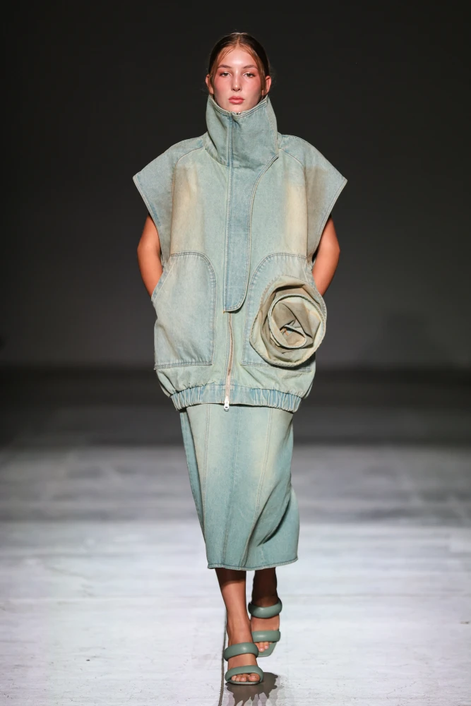 Другий день Ukrainian Fashion Week SS’26: сучасна мода та традиції 57 najcikavishi kolekciyi ta prezentaciyi drugogo dnja ukrainian fashion week ss26 8a1ac9f