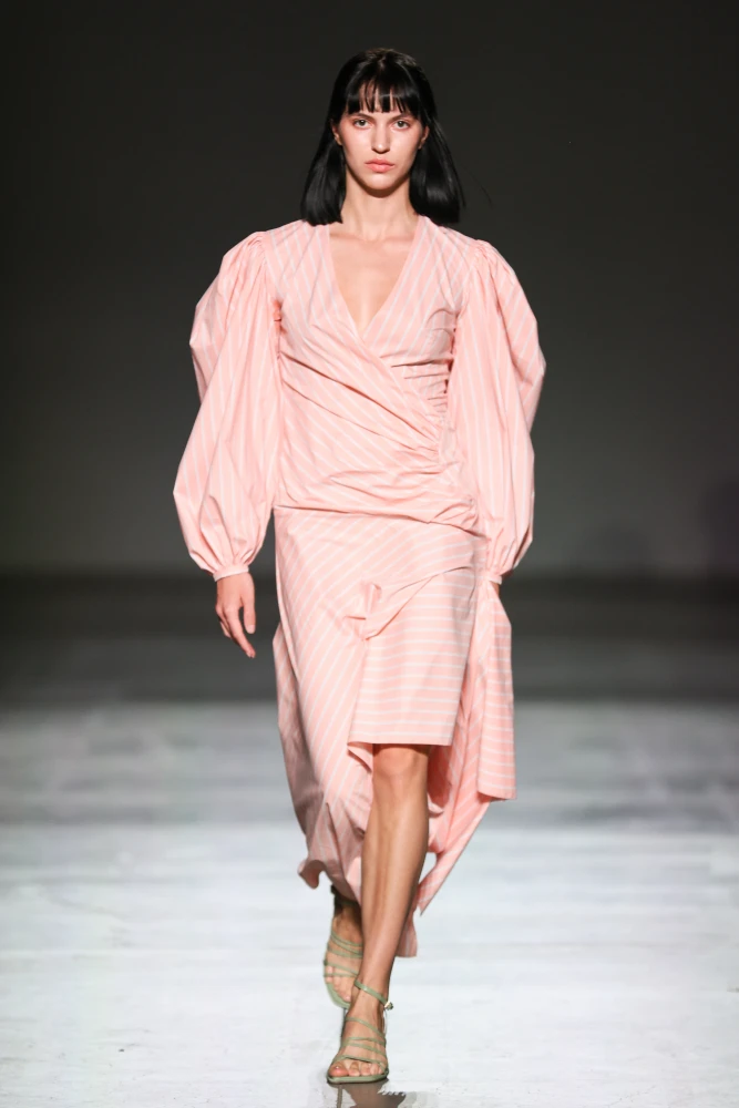 Другий день Ukrainian Fashion Week SS’26: сучасна мода та традиції 58 najcikavishi kolekciyi ta prezentaciyi drugogo dnja ukrainian fashion week ss26 ba30b84