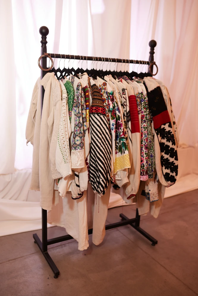 Другий день Ukrainian Fashion Week SS’26: сучасна мода та традиції 31 najcikavishi kolekciyi ta prezentaciyi drugogo dnja ukrainian fashion week ss26 d7d3dee