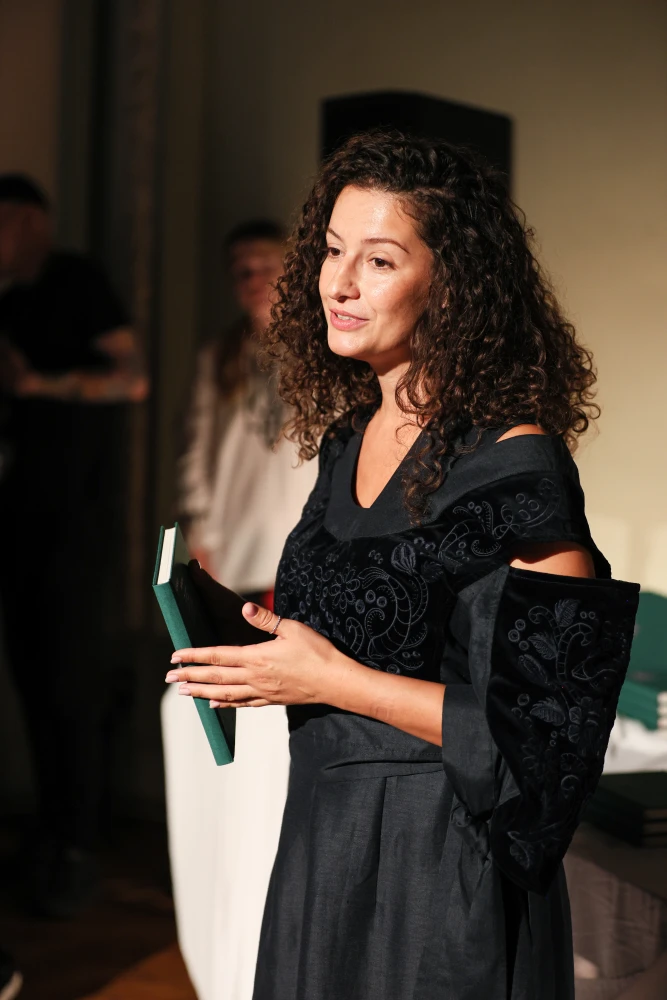 Другий день Ukrainian Fashion Week SS’26: сучасна мода та традиції 2 najcikavishi kolekciyi ta prezentaciyi drugogo dnja ukrainian fashion week ss26 dfad998