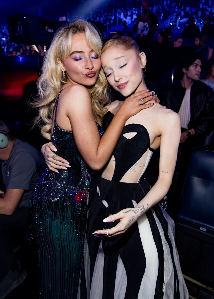 Сабріна Карпентер й Аріана Гранде