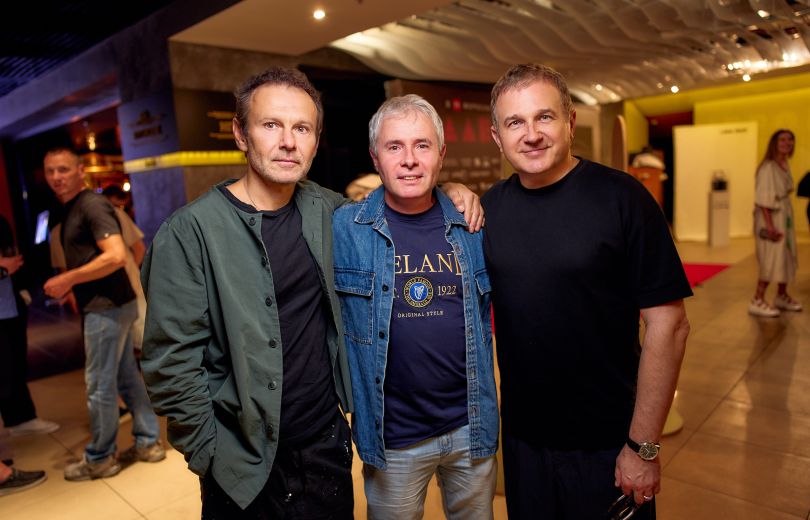 vakarchuk janovich ta silchenko jak projshov dopremyernij pokaz filmu malevich 3e07062.jpg