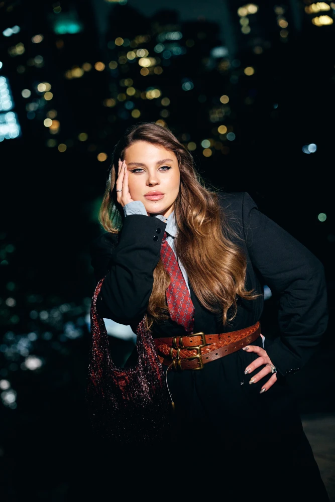 «Алло, підтримка»: слухаємо нову пісню гурту KAZKA