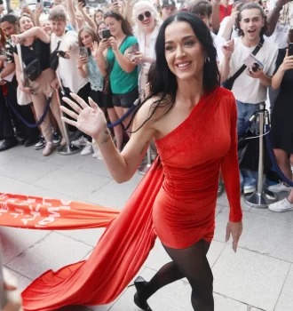 keti perri ta dzhastin trjudo vpershe zjavilisja na publici jak para foto i video 607ccc3.webp