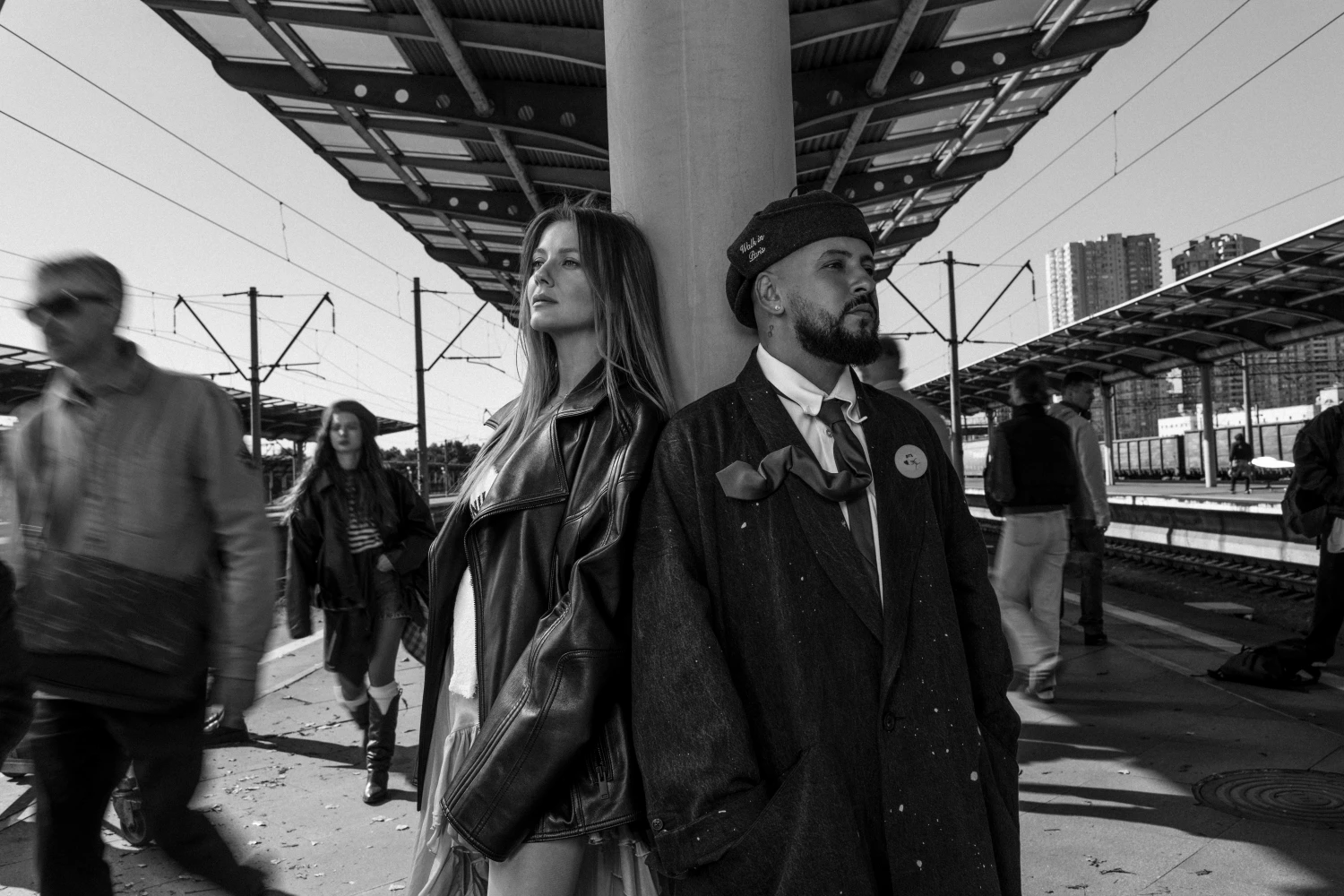 monatik ta kola u kinematografichnomu klipi 127 video b75f430.webp