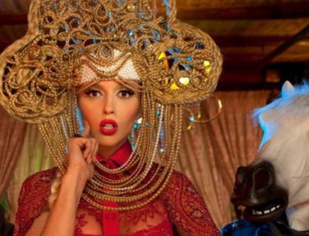 Оля Полякова