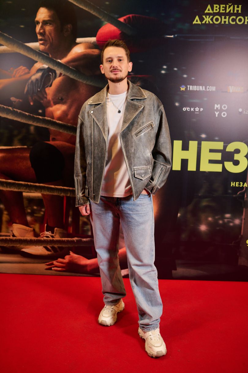 prezentacija gollivudskoyi sportivnoyi drami nezlamnij u jakij znjavsja oleksandr usik 42b328f