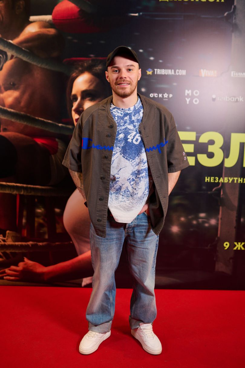 prezentacija gollivudskoyi sportivnoyi drami nezlamnij u jakij znjavsja oleksandr usik b552911