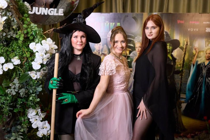 Костюмована прем’єра «Wicked: Чародійка. Частина 2» в Києві 4 jak minula kostjumovana vechirka do premyeri wicked charodijka chastina 2 2d7913a