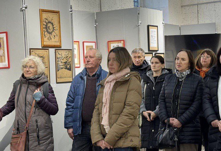 виставка художниці Самійленко Оксани «Я вдома» 2025 11 23 22.37.19 виставка художниці Самійленко Оксани «Я вдома» 2025 11 23 22.37.19