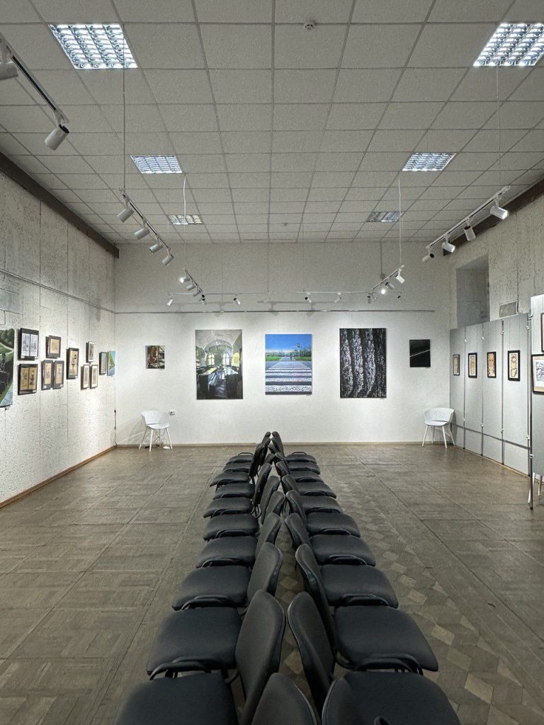 виставка художниці Самійленко Оксани «Я вдома» 2025 11 23 22.38.01 виставка художниці Самійленко Оксани «Я вдома» 2025 11 23 22.38.01