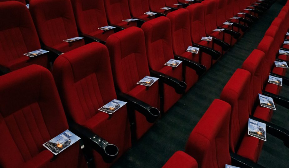 зал кінотеатр премʼєра фільм 2026 Останній Прометей Донбасу