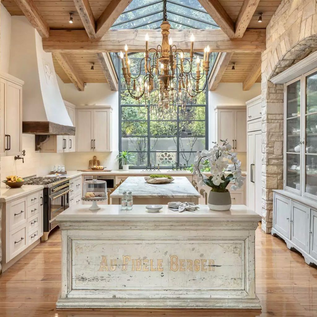 Будинок Дженніфер Лопес де живе зірка