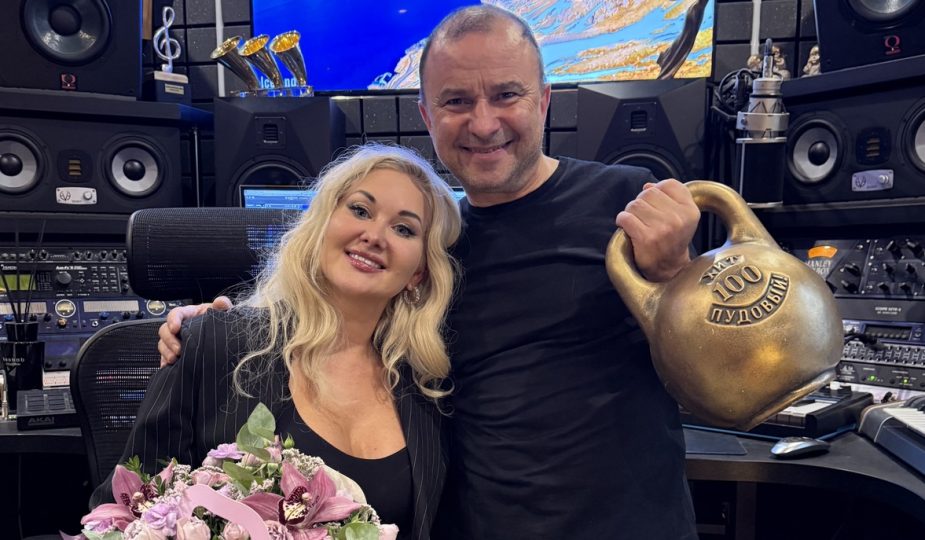 Катерина Бужинська та Віктор Павлік презентували дует «Зорепад»