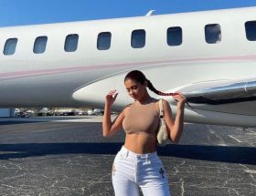 літак Кайлі Дженнер Bombardier Global 7500 23.46.15 2