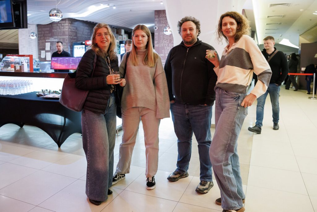 журналісти ТСН Дмитро Святненко гості прем’єри фільму «Таємний агент» у кінотеатрі «Оскар»