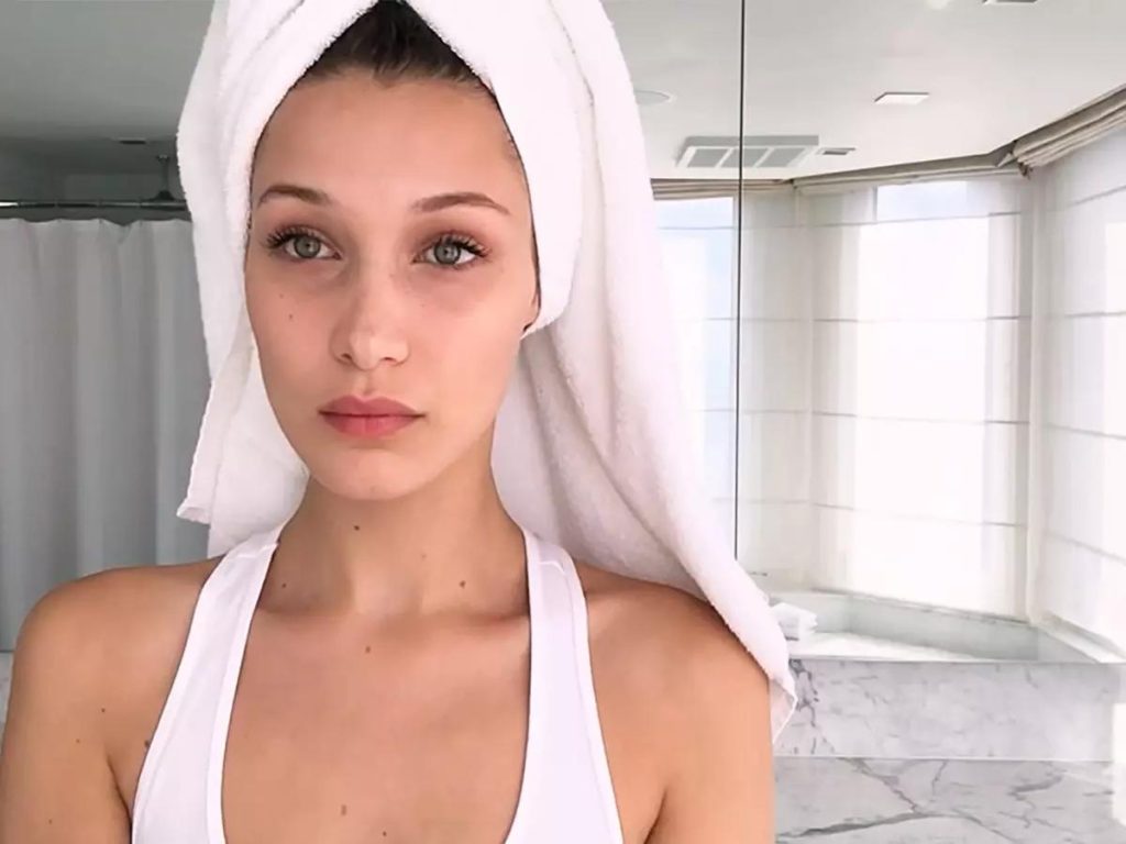 Белла Хадід бьюті процедури косметика крем Белла Хадід бьюті процедури косметика крем