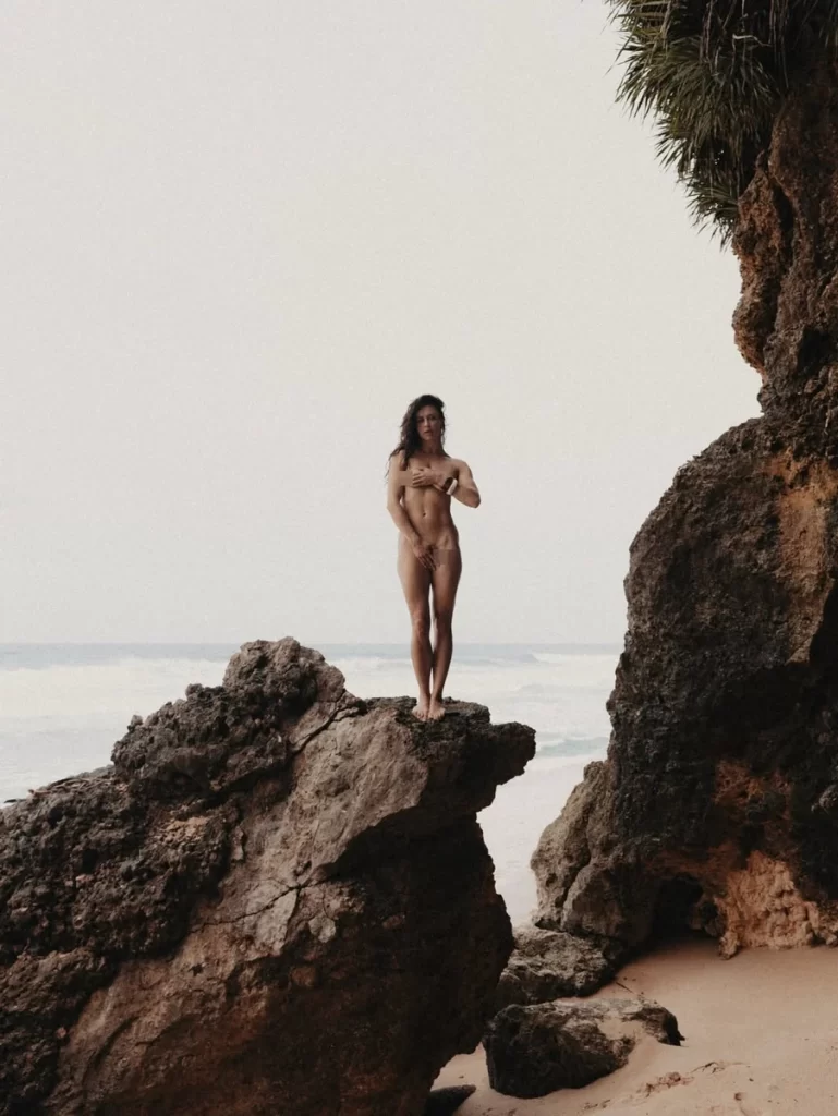 гола Вікторія Маремуха фото