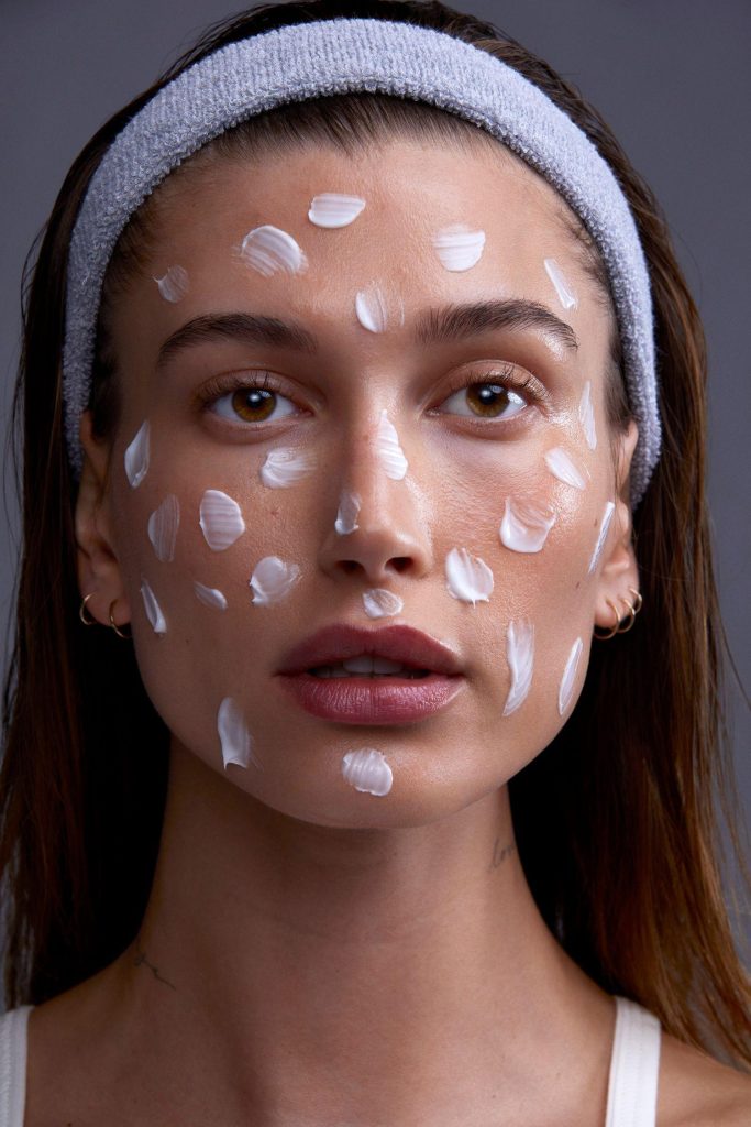 Хейлі Бібер крем для обличчя Хейлі Бібер крем для обличчя