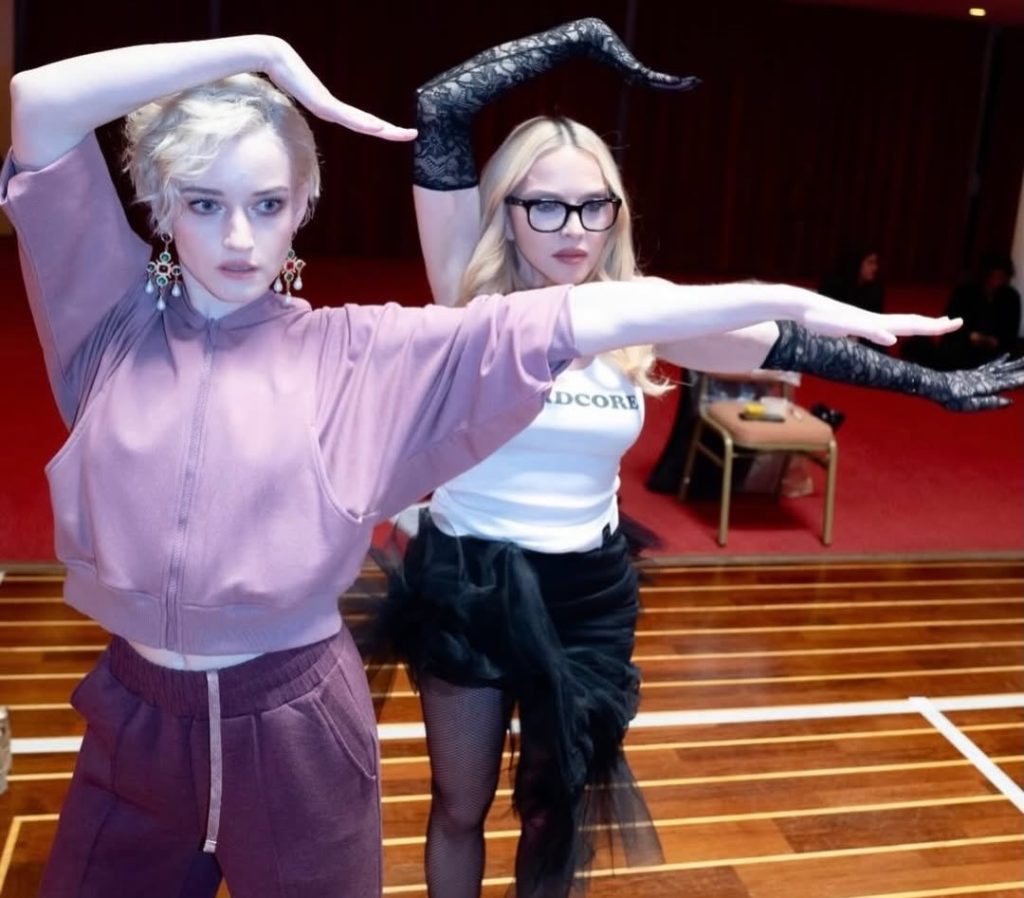 Мадонна і Джулія Гарнер байопік Мадонна і Джулія Гарнер байопік