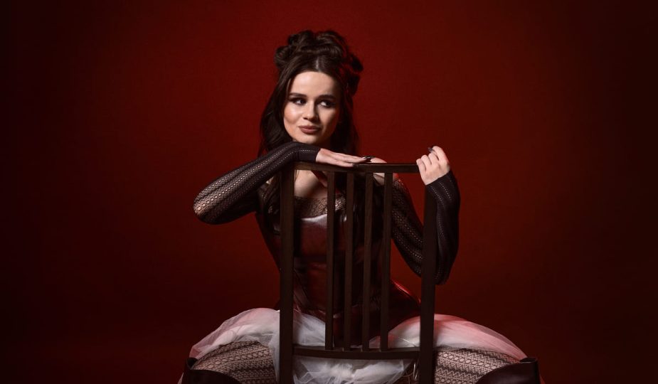 співачка SOWA представила нову пісню «Хаос»